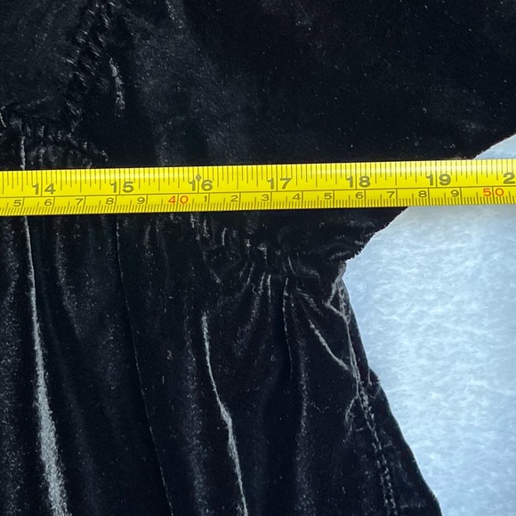 Free People Ivy Velvet Mini Dress Sz XS Babydoll Black Witchy Goth Emo READ - Picture 8 of 14